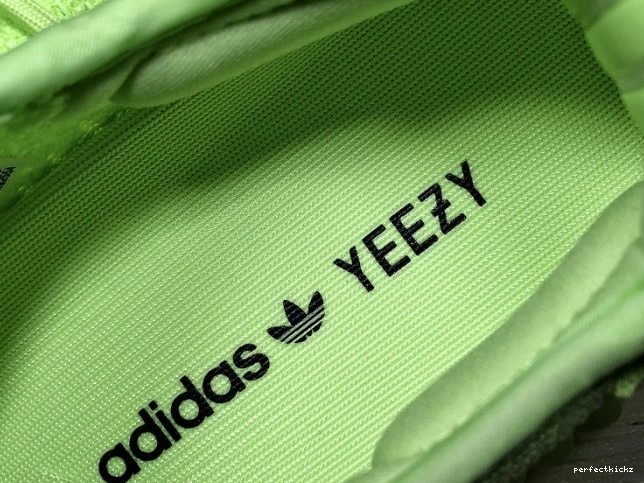 Yeezy in 350 Boost EG5293 Dark the Adidas V2 Glow 0809